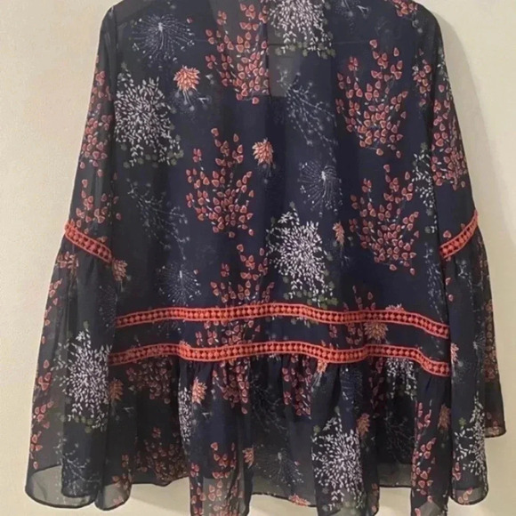 La Bellum Hillary Scott Sheer Floral Boho Blouse - Picture 6 of 7